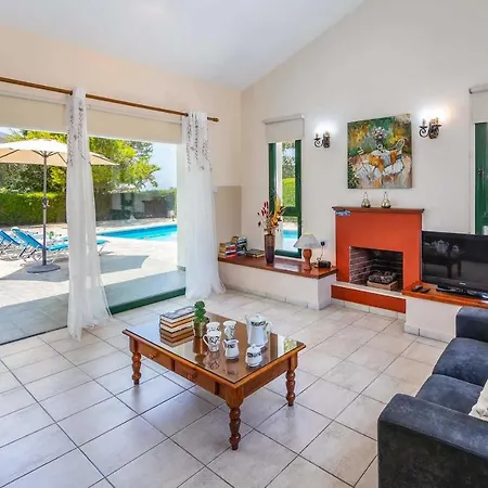 Oceanis Villa